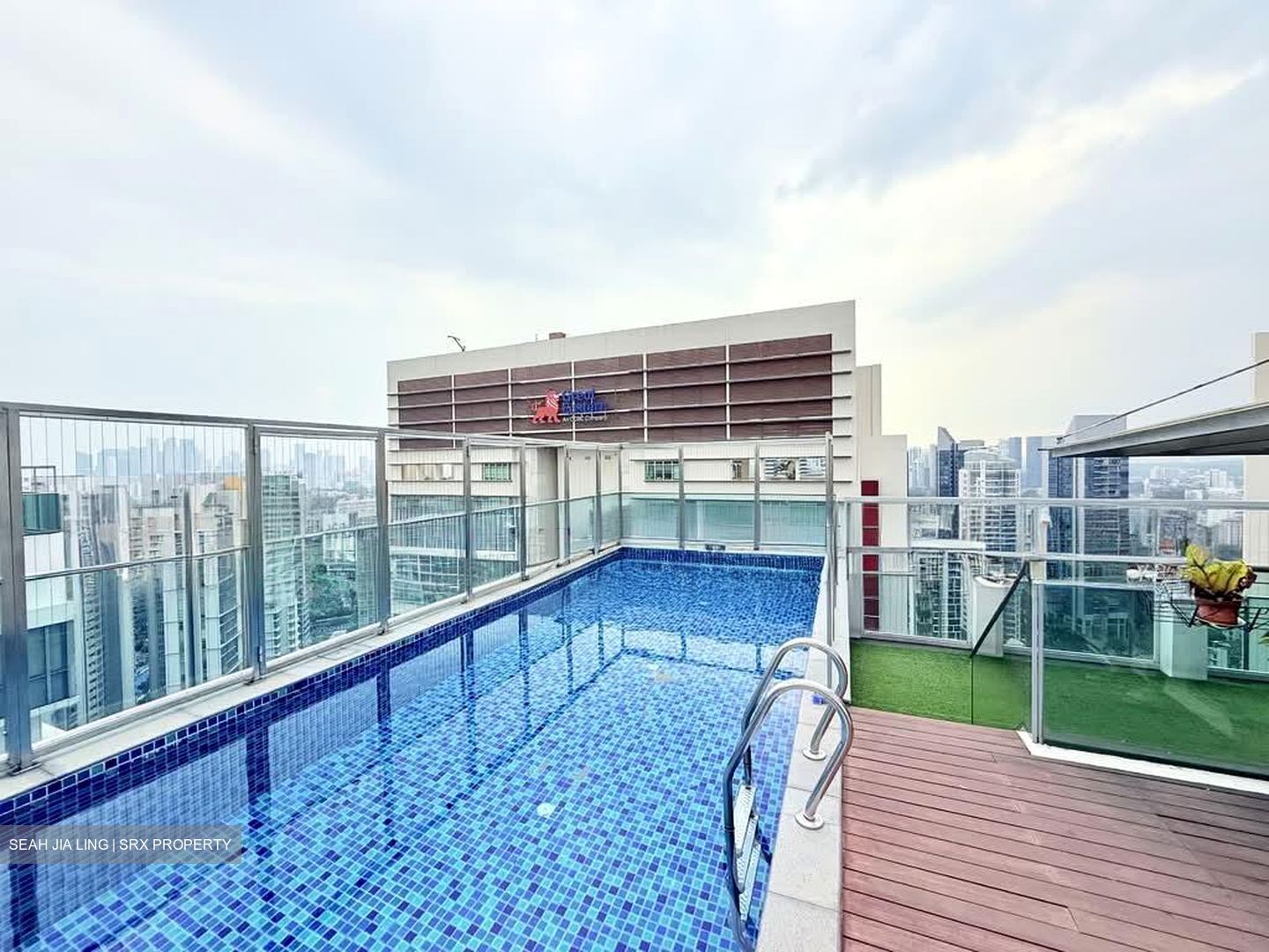 Lincoln Suites (D11), Condominium #555447101